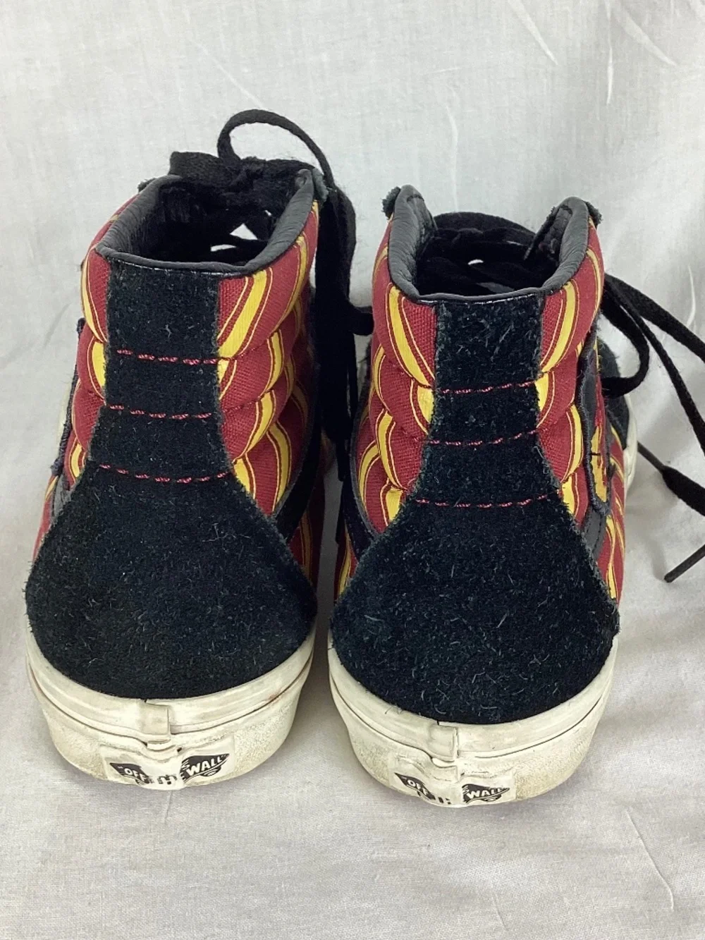 Vans Harry Potter Unisex Suede Shoes Mens Size 4 Womens 5.5 Hightop Black Red